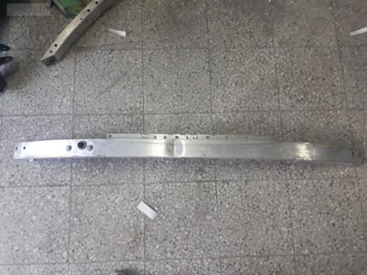 Mercedes E 212 TAMPON DEMİRİ ÖN