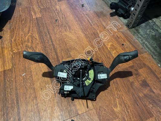 FORD TRANSİT SİLECEK SİNYAL KOLU HATASIZ ORİJİNAL ÇIKMA