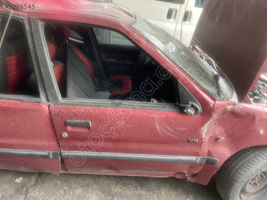 Peugeot 106 sağ ön kapı orijinal