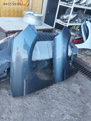 Renault megane 4.5 sağ ön çamurluk