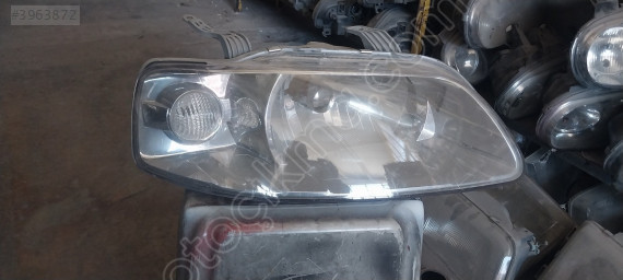 Chevrolet Aveo Sağ Ön Far