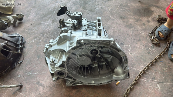 2011 Ford connect şanzıman 25.000