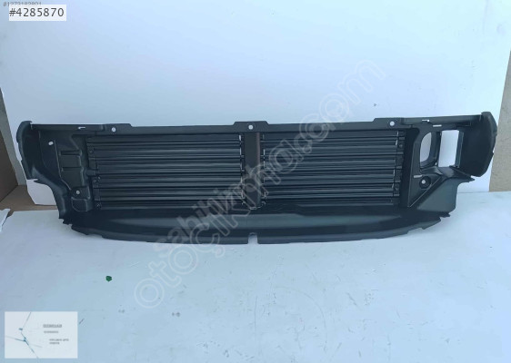 VOLVO S90 ÜST HAVALANDIRMA MASKESİ 31690201