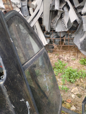 BMW e38 7 kasa sağ arka kapı camı