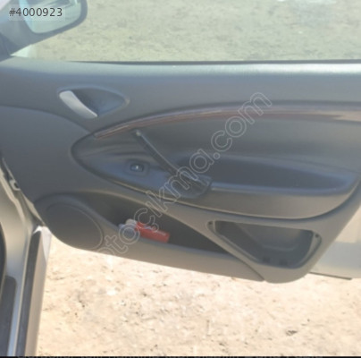 Citroen c-elysee sağ ön kapı iç kaplaması 96752914zd