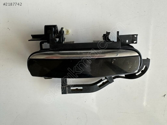 Dış Kapı Kolu ve Mekanizması Sağ Audi A6 2005-2011 4F0837886