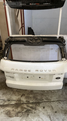 Range Rover Evoque Modeline Uygun Çıkma Bagaj Kapağı