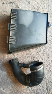 Mercedes W211 hava filtre kutusu