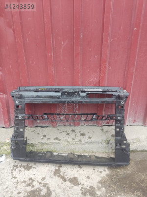 VOLKSWAGEN POLO 2010-14 ÖN PANEL 6R0805588P