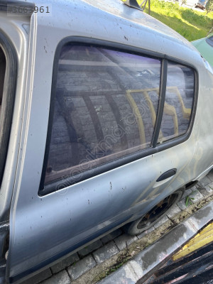 RENAULT CLİO 2 SOL ARKA KAPI