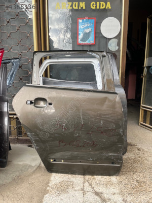 Peugeot 3008 Sağ Arka Kapı Orijinal