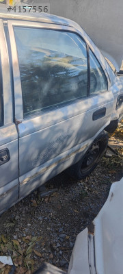 Toyota Corolla sol arka kapı