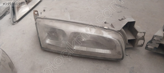 Mazda 626 Balon Kasa Sağ Ön Far