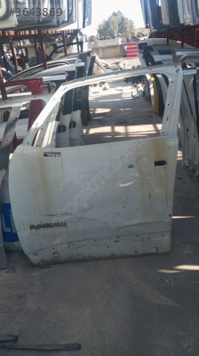 Jeep renagade sol ön kapı çıkma yedek parça