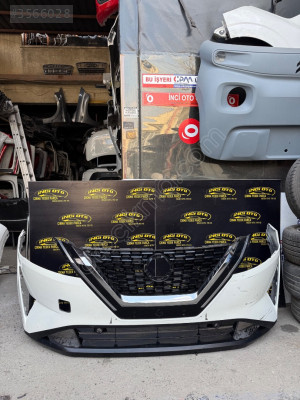2024 Nissan Qashqai Ön Tampon dolu Çıkma Orjinal