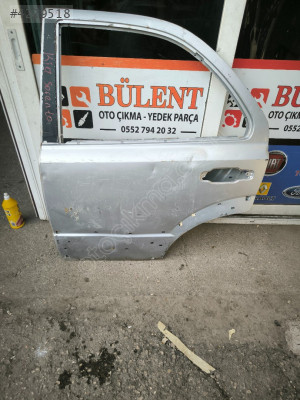 Kia Sorento sol arka kapı orijinal çıkma