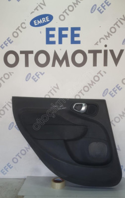 fiat 500l 2018 orjinal sol  arka kapı döşemesi (son fiyat)