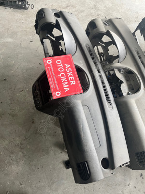 Corsa C ön göğüs