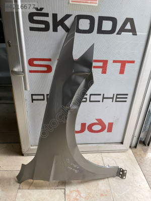 VOLKSWAGEN PASSAT B8 SAĞ ÖN ÇAMURLUK