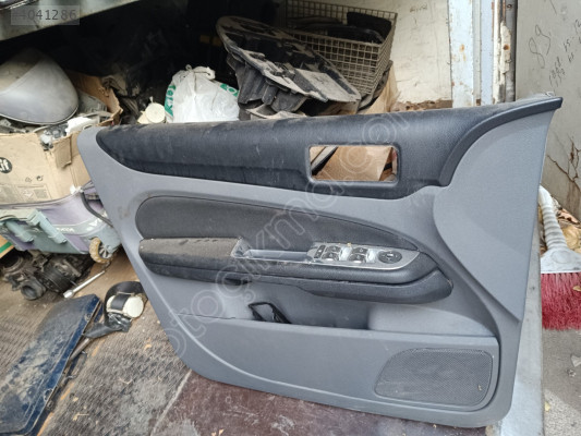 Ford focus sol ön kapı döşemesi