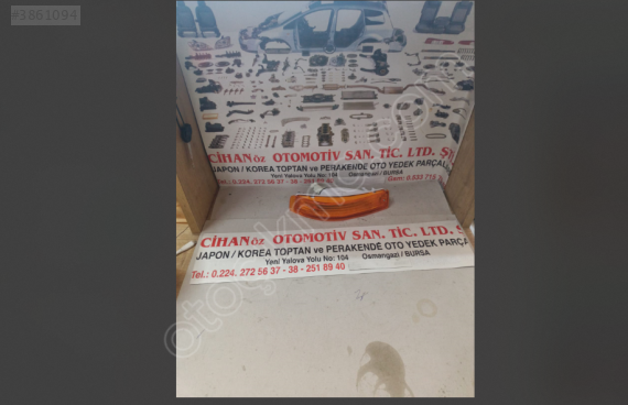 TAMPON SİNYALİ COROLLA AE92 SOL 1988 1992  81520-12890 ..