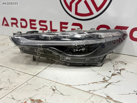 Toyota Corolla cros sol ön far (çıkma)