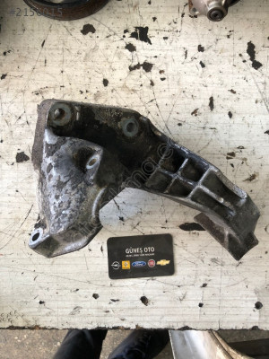 OPEL TİGRA A 1.4 MOTOR KULAĞI ÇIKMA ORJİNAL 90445286