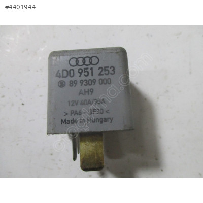 Volkswagen Audi Seat Skoda Yakıt Pompa Rölesi 4D0951253