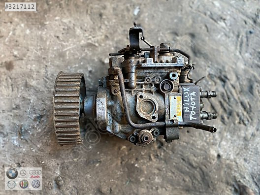 TOYOTA HİLUX 2.4 D YAKIT POMPASI (ORJİNAL) ÇIKMA - ÖZEN OTOMOTİV