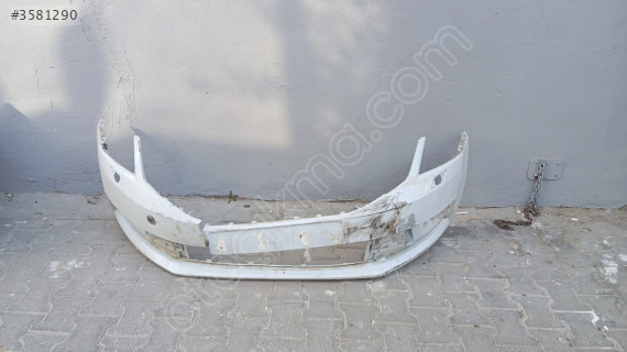 Orjinal Çıkma Skoda Octavia Ön Tampon Parçası