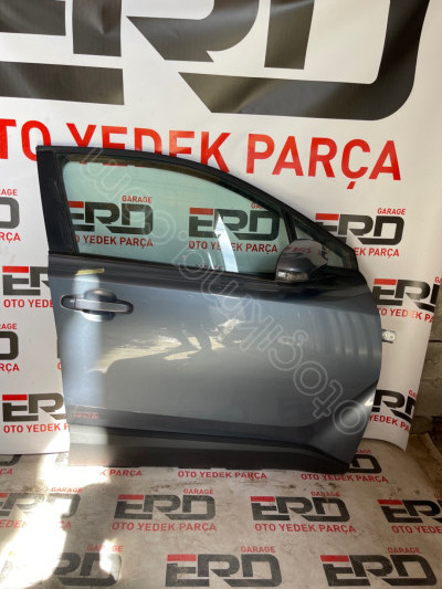 TOYOTA C-HR SAĞ ÖN KAPI DOLU HATASIZ 67001-10670