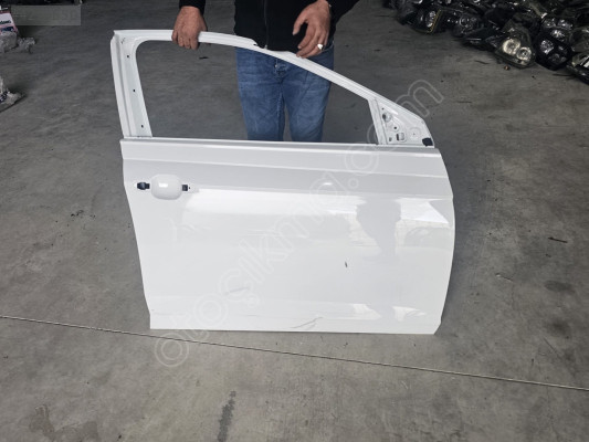2018/2024 VW POLO BEYAZ SAĞ ÖN KAPI ORJINAL LOKALLIK