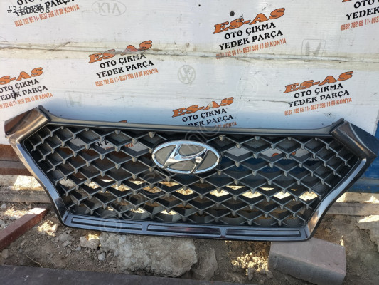Hyundai Tucson ön panjur orijinal çıkma