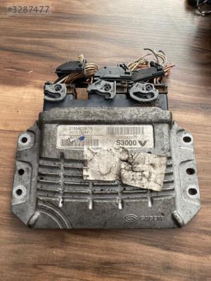 Renault Megane 1.6 Motor Beyni 21584029-7A ÇIKMA