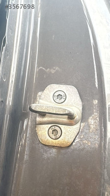 BMW G30 4 KAPI KİLİT KARŞILIĞI