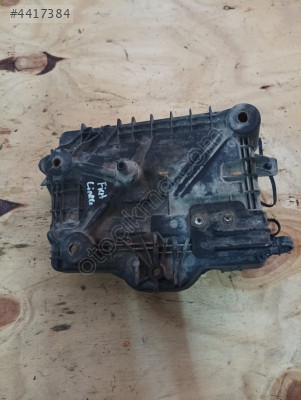 2015 FİAT LİNEA AKÜ KAPAĞI