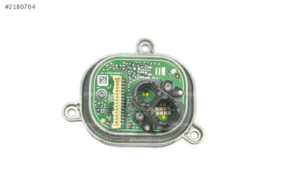 1305715396 AUDİ A4 2016-2020 AUDİ A4 KÖŞE LED FAR BEYNİ SIFI