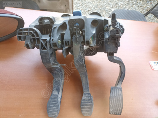 Fiat Doblo Geniş Aile Pedal Seti