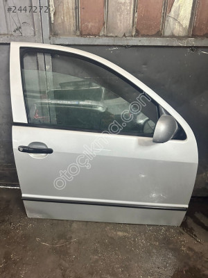 SKODA FABİA SAĞ ÖN KAPI