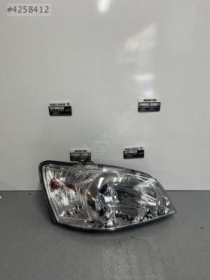 Hyundai Akcent kasa sağ ön far