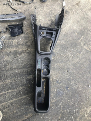 FORD COURİER ORTA KONSOL OTO FEDAİ