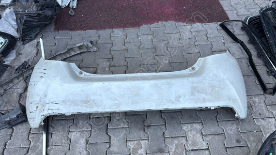 Toyota yaris arka tampon