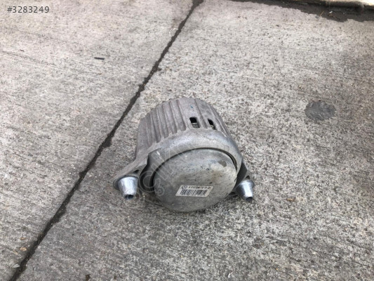 MERCEDES E SERİSİ W212 W207 SAĞ MOTOR KULAĞI 2122407217