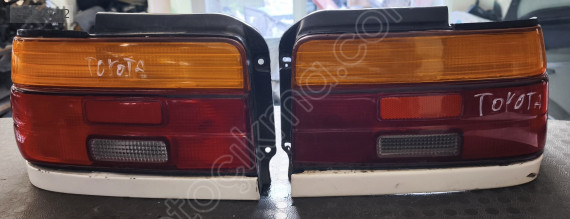 TOYOTA COROLLA SAĞ - SOL STOP ORJINAL ÇIKMA