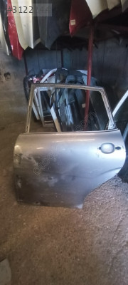 Seat Altea sol arka kapı