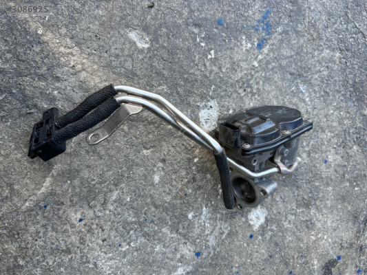 BMW F40 F44 116 216 Dizel Çıkma Gaz Kelebeği 8576810