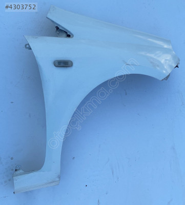 fiat grande punto 2006 çıkma sağ ön çamurluk (son fiyat)