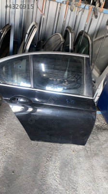 BMW F10 5.20D SAĞ ARKA KAPI OTO FEDAİ