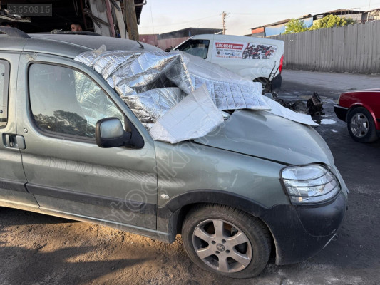 PEUGEOT PARTNER SAĞ ÖN ÇAMURLUK 03-08 MODEL ORJİNAL