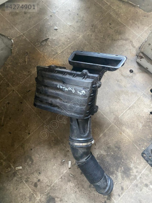 AUDİ Q3 HAVA FİLTRE KUTUSU OTO FEDAİ